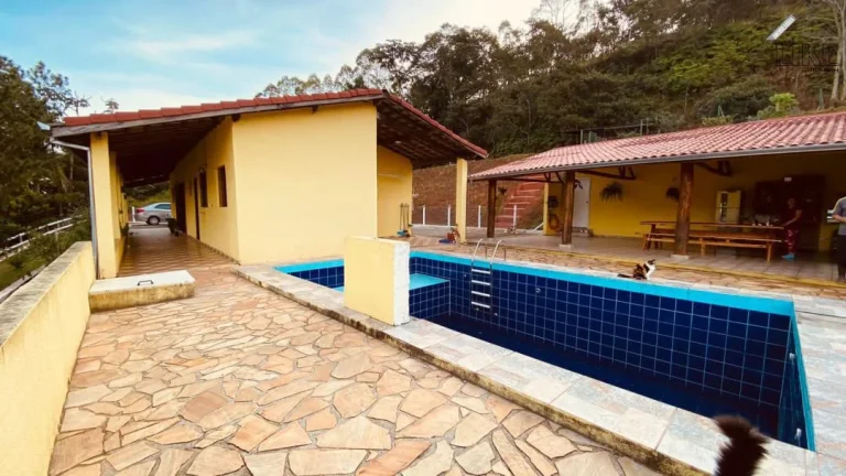 Imagem Chácara Sítio com 3 Dormitorio(s) localizado(a) no bairro em Monteiro Lobato / São Paulo Ref.:RU0005