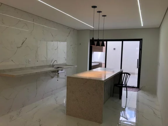 Imagem Imperdível casa à venda em São Paulo-SP, na Vila Prudente! 3 quartos, 3 suítes, 1 sala, 2 banheiros, 3 vagas de garagem. Confira!