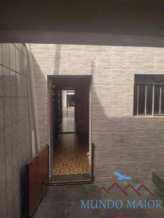 Imagem SOBRADO FUNDAÇÃO -2 DORMS - 2 WC- ACEITA PERMUTA - R$ 450.000.00 !!!