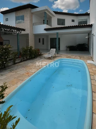 Imagem Casa, Cond. Água Viva, Piscina, Gourmet com churrasqueira, 4 4, sendo 2 suítes