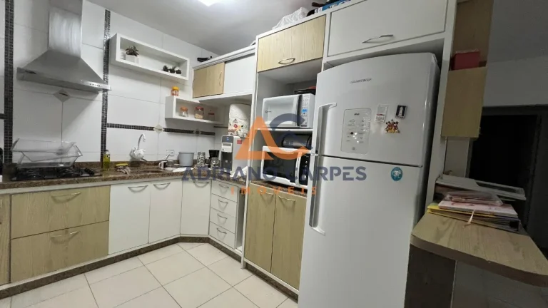 Imagem ALUGUEL ANUAL - Casa com 3 quartos sendo 1 suíte, mobiliada, sacada com churrasqueira, muito bem localizada na Praia de Gravatá em Navegantes- SC