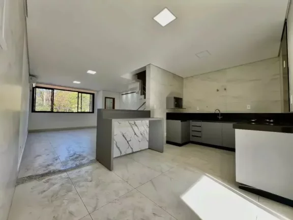 Imagem Casa Duplex em Belo Horizonte