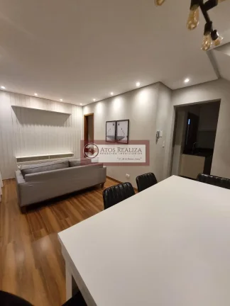 Imagem Oportunidade Exclusiva no Campo Grande a Venda. Vendo Sobrado em Condomínio fechado na Sabará região de campo grande, São 3 Dormitórios, sendo 1 Suíte, todos com Armários, cozinha planejada, 2 vagas fixas subterrâneas, Churrasqueira e Quintal. Valor de Su