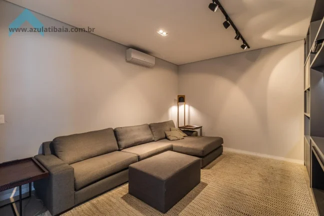 Imagem Casa Térrea de Luxo no Flamboyant  Vista Pedra Grande