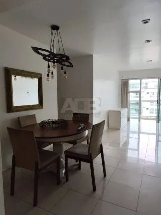 Imagem Cobertura à venda na Barra da Tijuca, 3 quartos, 3 vagas, 203m2.