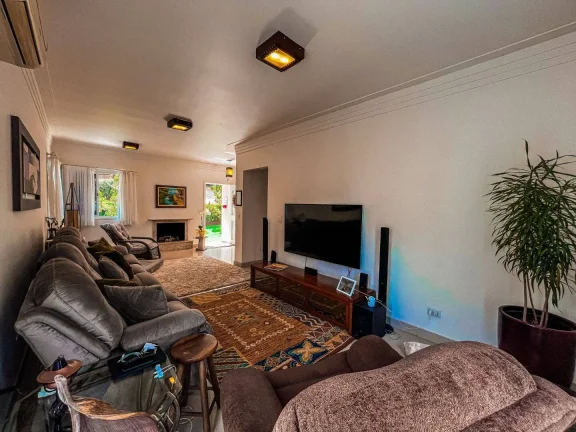 Imagem Casa 4 quartos à venda, 360 m² por R$ 1.750.000 - Chácara Santa Lúcia - Carapicuíba/SP