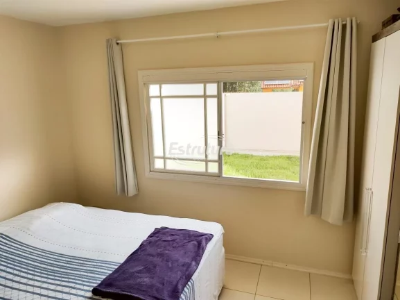 Imagem Ótima casa em Itaara de 2 dormitórios com terreno amplo medindo 1.000 m² de área
