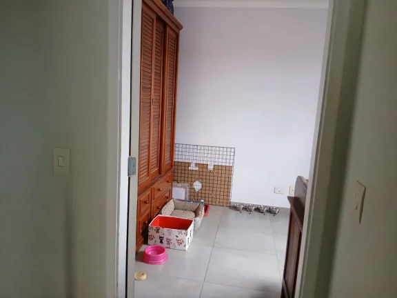 Imagem VENDO LINDO CASA EM CONDOMINIO FECHADO NO BAIRRO CAMPO GRANDE! (ZONA SUL)
