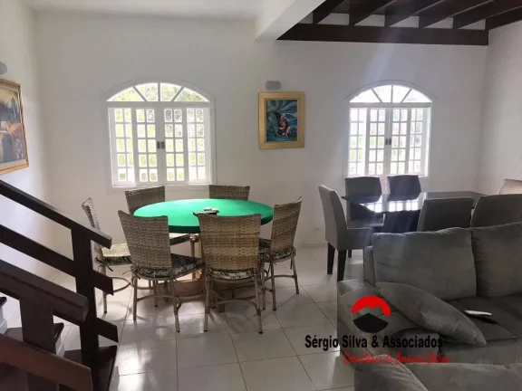 Imagem Casa a Venda Com 05 Quartos, Região de Descansópolis em Condomínio Fechado.