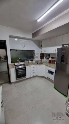 Imagem Sobrado à venda em condomínio fechado na Vila Leopoldina São Paulo SP com 3 dormitórios, 1 suíte, 4 vagas de garagem e 192m².