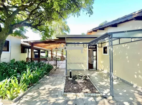Imagem Casa Térrea Sustentável na Granja Viana: 3 Suítes, Piscina e Anexo Gourmet