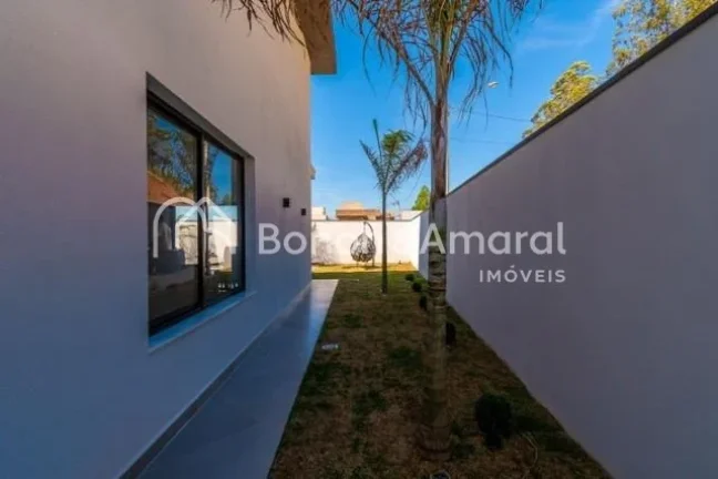 Imagem Casa de condomínio a venda em Valinhos!

Casa nunca habitada!

Área social integrada com porcelana...