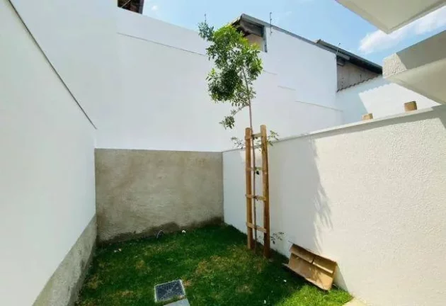 Imagem Casa 02 quartos - Jardim Guanabara