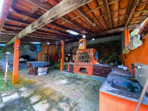 Imagem Casa à venda, 150 m² por R$ 650.000,00 - Albuquerque - Teresópolis/RJ