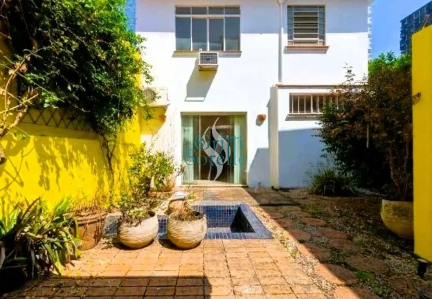 Imagem Sobrado à Venda em Jardim Paulistano - São Paulo/SP.