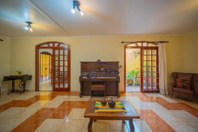 Imagem Casa com 5 quartos (1 suíte) à venda, 393 m² - Vila Yara - Osasco/SP