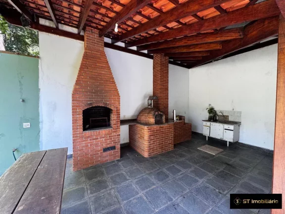 Imagem Linda Chácara fazendo Fundo pra Represa em Piracaia- 2.500m² por R$950 mil!