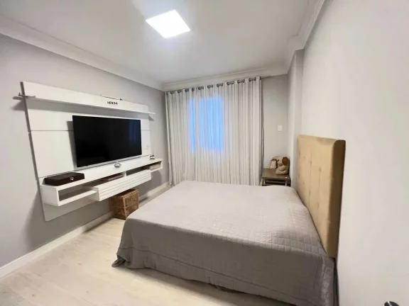 Imagem Apartamento decorado com 3 dormitórios sendo 1 suíte e 1 vaga em Balneário Camboriú