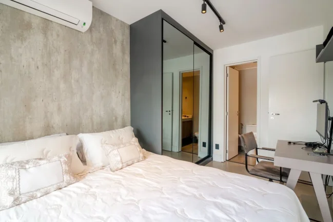 Imagem Apartamento 72M², 2Q, 1 Suíte, 2 Banheiros, 1 Vaga, Varanda, Academia, Piscina Adulto e Infantil, Churrasqueira, Playground, Salão de Festas e Jogos.