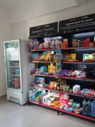 Imagem Apartamento com 40m² com 2 dormitórios, 1 banheiro, sala para dois ambientes, varanda, cozinha com...