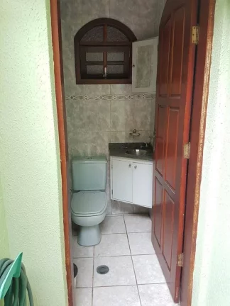 Imagem Sobrado mobiliado à venda, 210m² área construída 3 Dormitorios 4 Vagas