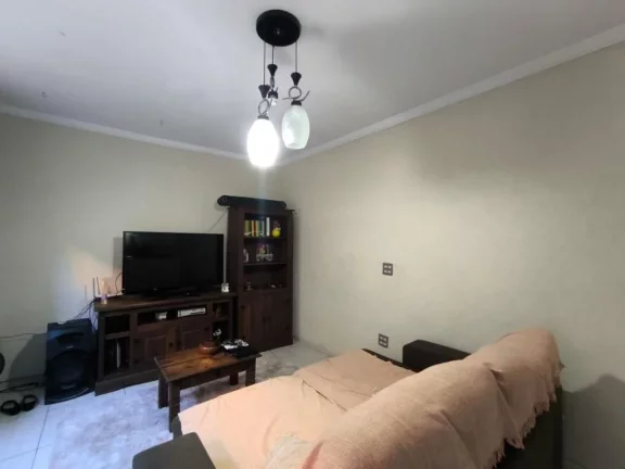 Imagem Sobrado com 3 dormitórios à venda, 375 m² por R$ 695.000,00 - Vila Jurema - Ferraz de Vasconcelos/SP