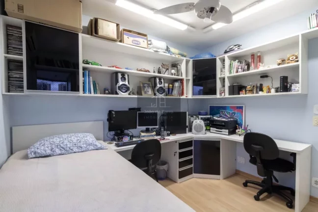 Imagem Apê Reformado 2 dorm 1 vg perto metro