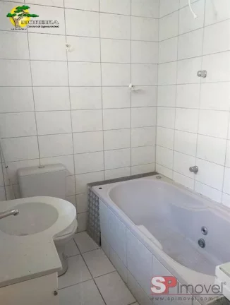 Imagem CASA TERREA COM 147M², 3 DORMS, 1 SUITE E 2 VAGAS NO LAUZANE