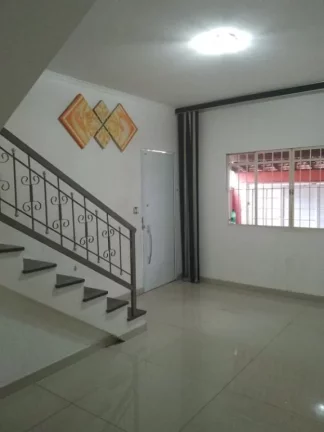 Imagem Sobrado com 3 dormitórios à venda, 121 m² por R$ 600.000,00 - Jardim São Luís - Suzano/SP