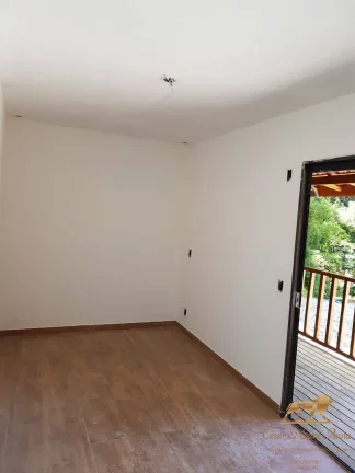Imagem Terreno com 4 Bangalôs disponível para venda em Campos do Jordão