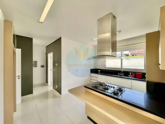 Imagem Casa em Condomínio a Venda no bairro Granja Viana - Cotia, SP
