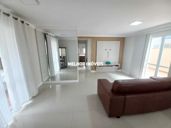 Imagem Apartamento Garden à venda com 3 dormitórios sendo 01 suíte e amplo terraço localizado no centro de Balneário Camboriú
