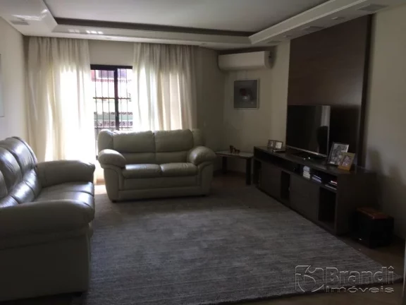 Imagem Sobrado à venda com 150M² aceita permuta de 50% valor do imóvel