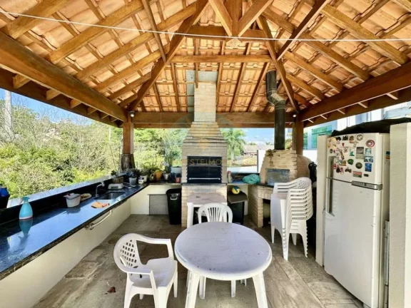 Imagem Casa 4 Suítes, sendo 1 térrea em terreno 1.001m2