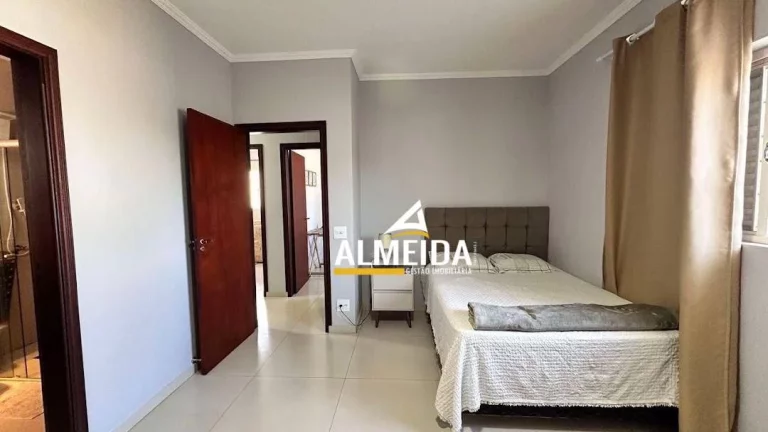 Imagem Casa com 3 dormitórios à venda, 111 m² por R$ 690.000,00 - Diário Ville - Rio Claro/SP