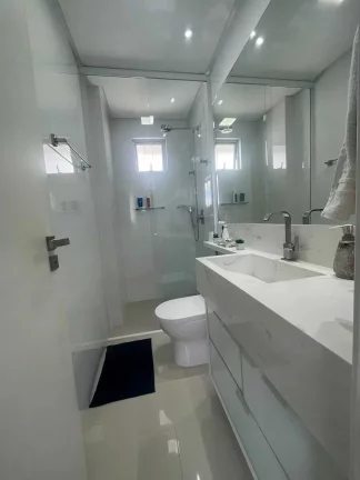 Imagem Apartamento com 2 suítes e 2 vagas de garagem no Bairro Pioneiros em Balneário Camboriú/SC