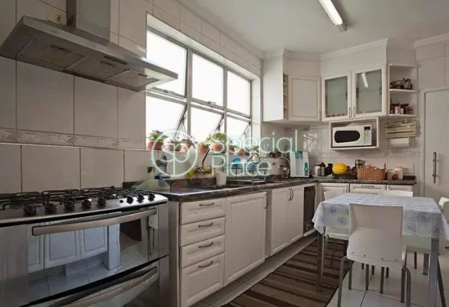 Imagem Apartamento com 175m² no Jardim Paulista Ótimo living com amplos janelões e vista para as árvore...