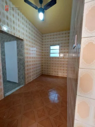 Imagem CASA de 2 quartos com VAGA DE GARAGEM para alugar na Vila Paula em Duque de Caxias/RJ