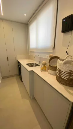 Imagem Apartamento com 4 dormitórios sendo 4 suítes e 3 vagas de garagem em Balneário Camboriú/SC