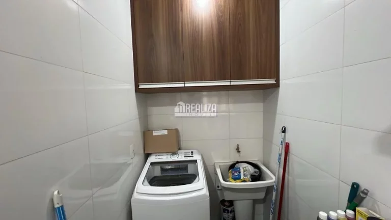 Imagem Apartamento de 3 dormitórios no Condomínio Residencial Jardim Europa, no bairroParque do Mirante, Uberaba