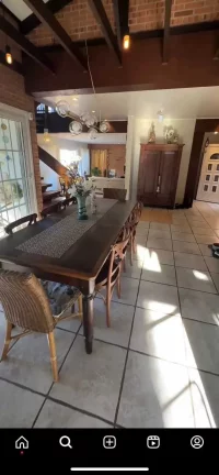Imagem Casa alto padrão pé na areia com 3 suítes e 2 vagas de garagem no centro de Balneário Piçarras