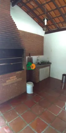 Imagem Chácara para Venda em Araçariguama, Chácara Dora, 2 dormitórios, 1 suíte, 2 banheiros