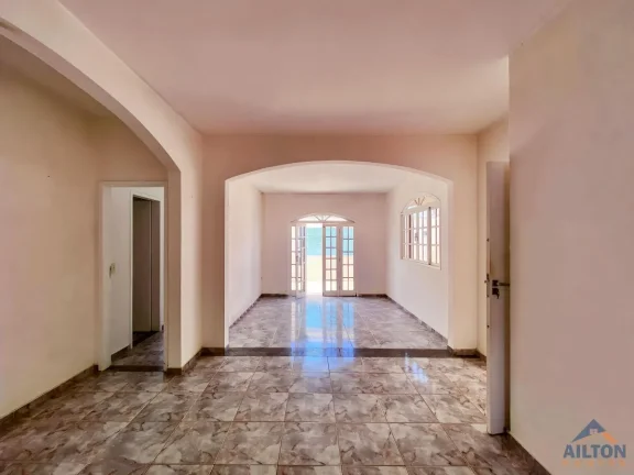 Imagem Casa Linear com 03 Quartos à Venda no Bairro Sol Nascente - Guarapari/ES