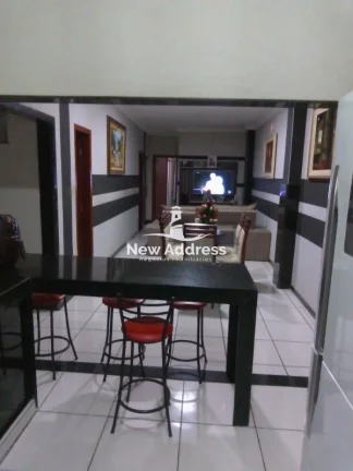 Imagem Casa térrea com 3 quartos, sendo 2 suítes, ambientes integrados e área de serviço ventilada, ideal para quem busca conforto e funcionalidade.