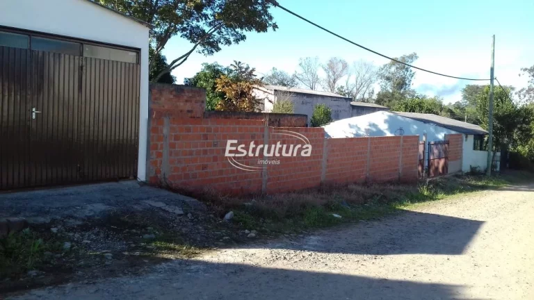 Terreno com casa