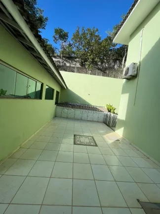 Imagem CASA PARA VENDA EM CONDOMÍNIO FECHADO - MACAÉ
