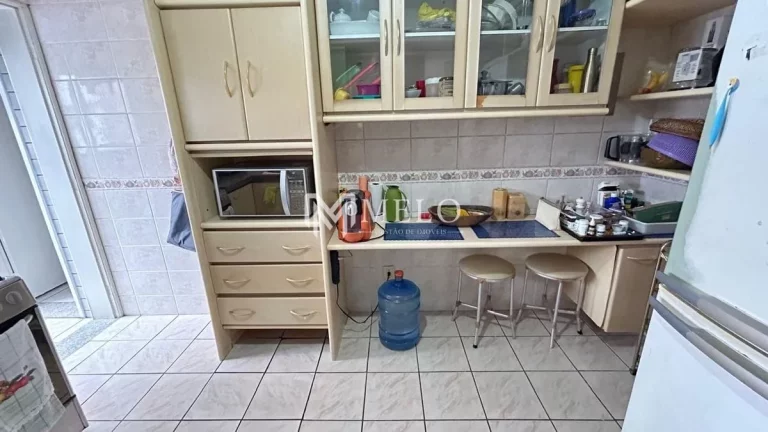 Imagem Oportunidade em AFLITOS: 120m²,03qts, 01suite, 02 vagas cobertas