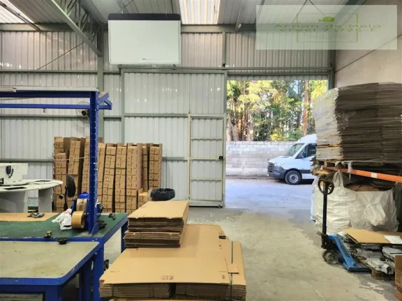 Imagem Galpões para venda em Barueri no bairro Tamboré