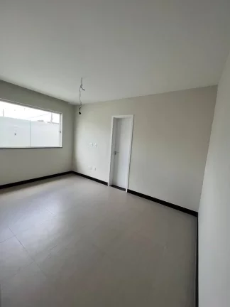 Imagem Casa à venda no Cond. Terras Alphaville 1 com 3/4, Área de Lazer e 4 Vagas de Garagem