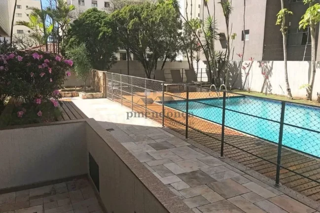 Imagem Apartamento à venda na Rua Rodésia com 3 suítes e 3 vagas, 172m²